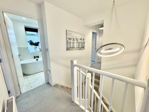 Photo 21- click for photo gallery